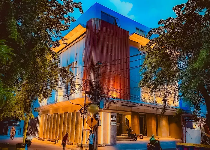 Qube Hotel By 98Hospitality Jakarta